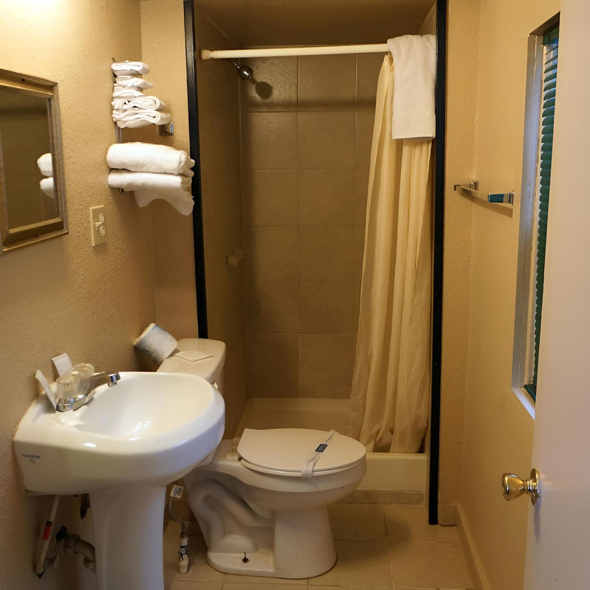 White Mountain Motel photo 17