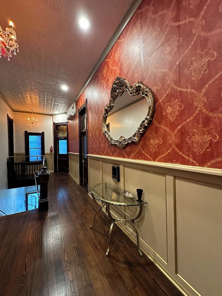 Velvet Woody — hotel in Okemah