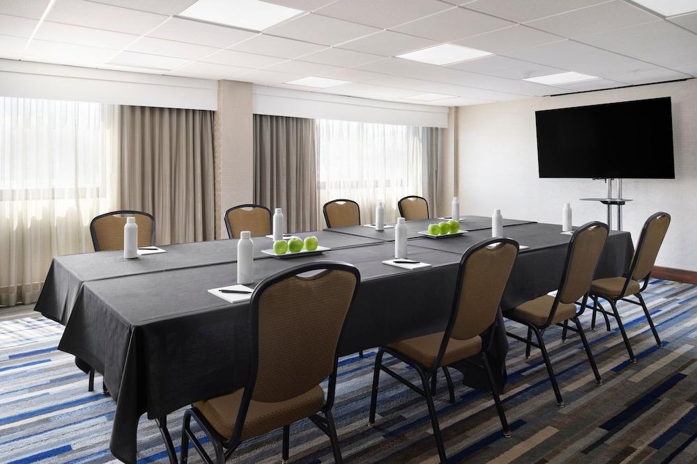 Nashville Airport Marriott photo 34