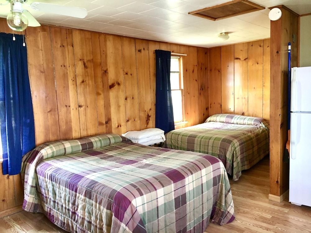 Sportsman's Lodge photo 3
