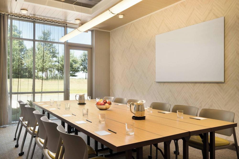 SpringHill Suites by Marriott Ewing Princeton South photo 29