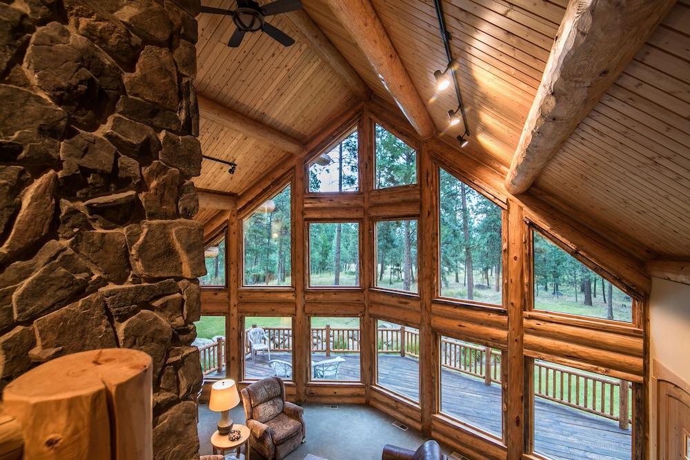 Pineview Lodge photo 29