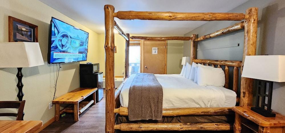 Nisqually Lodge photo 32