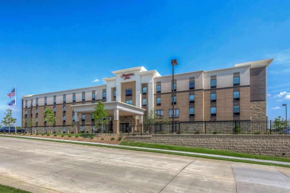 Hampton Inn St. Louis Wentzville photo 10