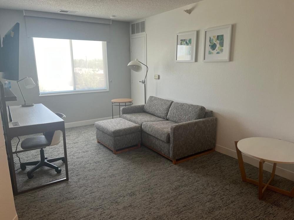 Towneplace Suites by Marriott Warren photo 20