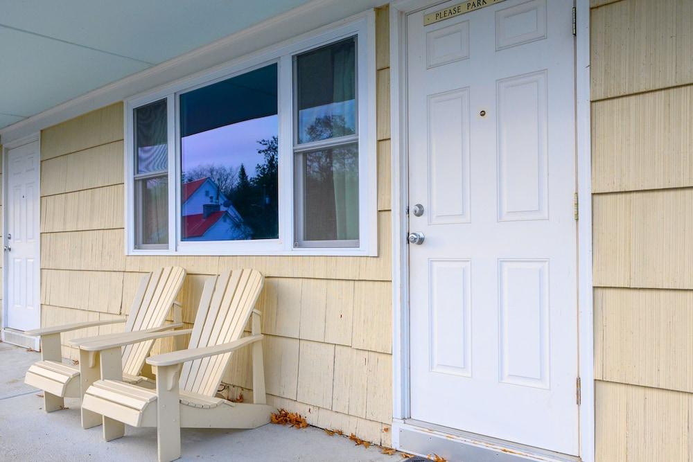 Gale River Motel photo 17