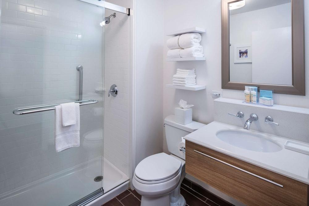 Hampton Inn & Suites Chicago/Lincolnshire photo 43
