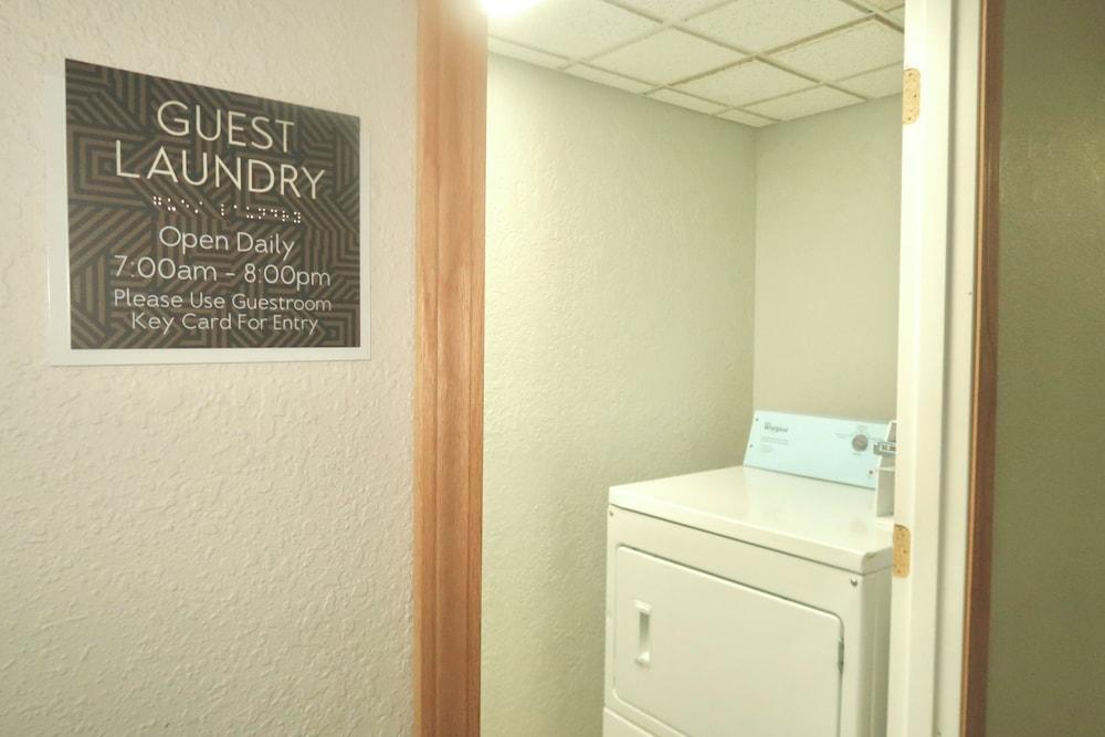 Studio 6 Elkhart, IN- Kitchenette Rooms photo 19