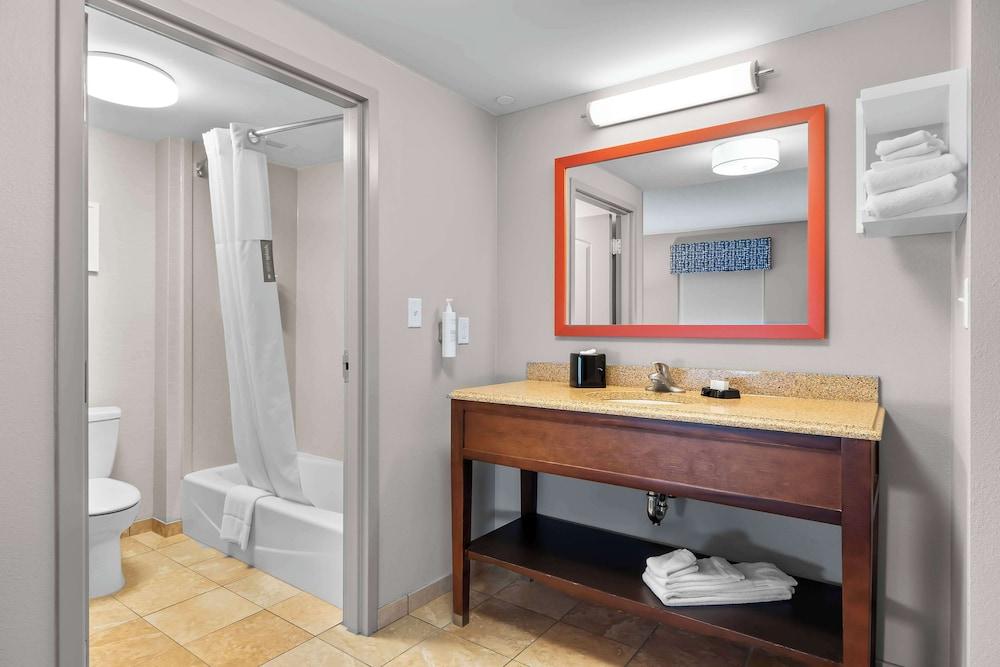 Hampton Inn & Suites St. Louis/South I-55 photo 42