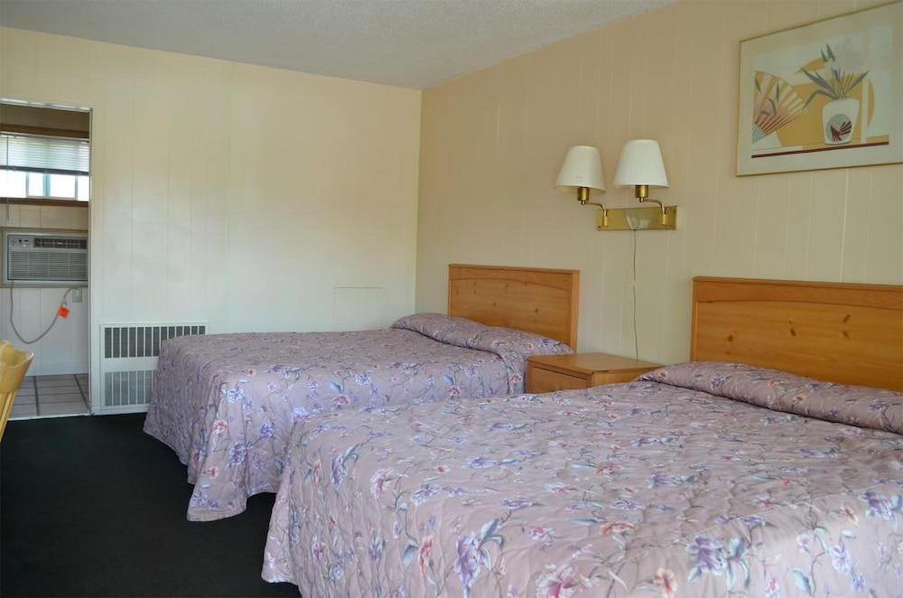 Budget Inn photo 15