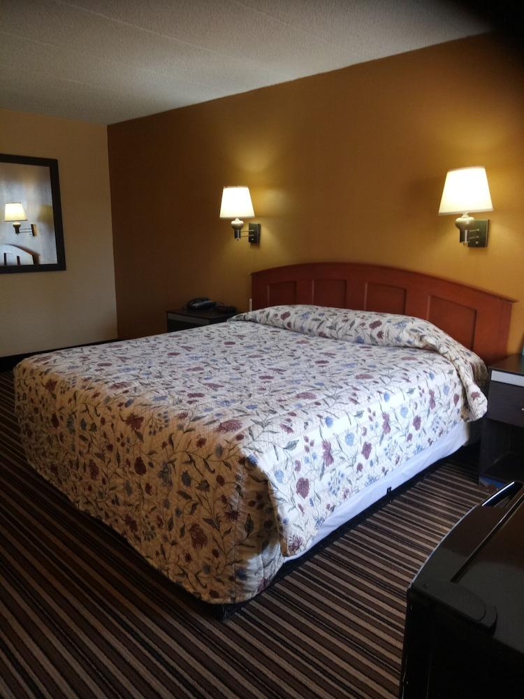 Rodeway Inn Mount Laurel Hwy 73 photo 6