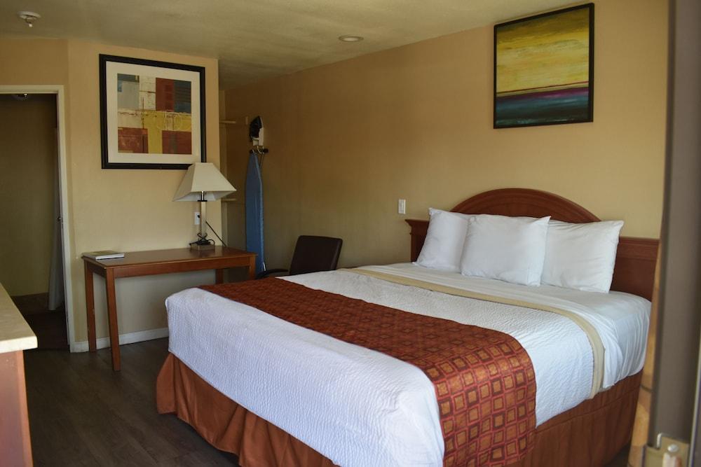 Budget Inn Motel photo 21