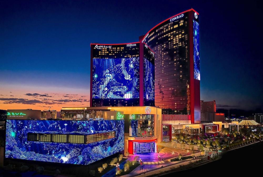 Las Vegas Hilton at Resorts World photo 24