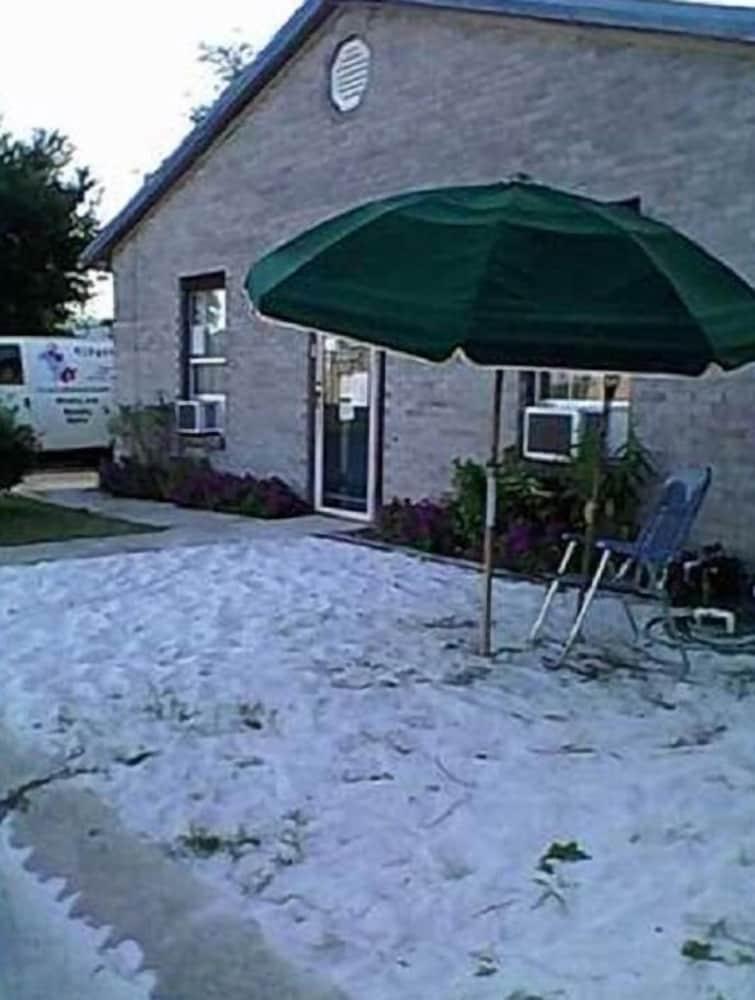 Gipson Inn Motel photo 14