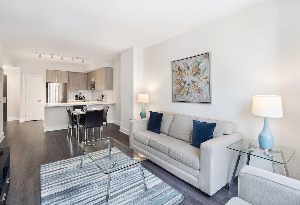 Global Luxury Suites at Bethesda Metro photo 29
