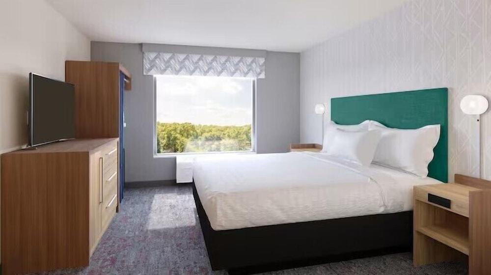 Home2 Suites by Hilton Chelmsford Lowell photo 3
