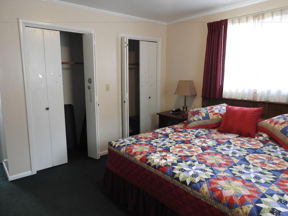 The Trails Inn photo 14