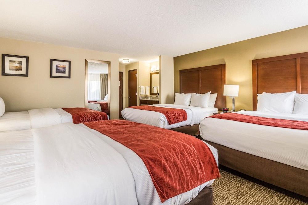 Comfort Inn Norwalk - Sandusky photo 9