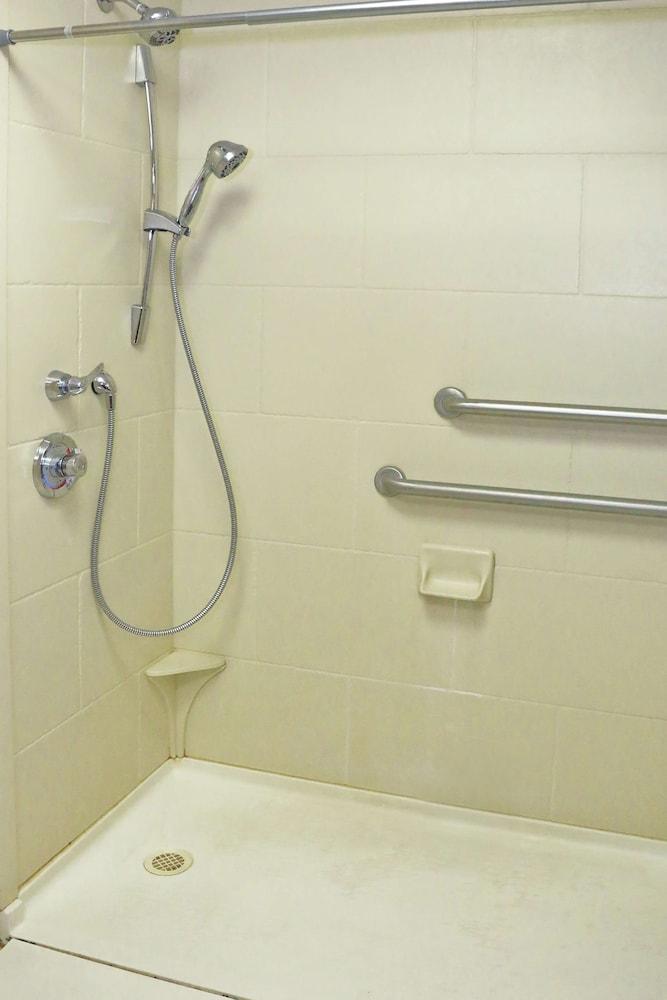 Homewood Suites by Hilton St Louis - Galleria photo 33