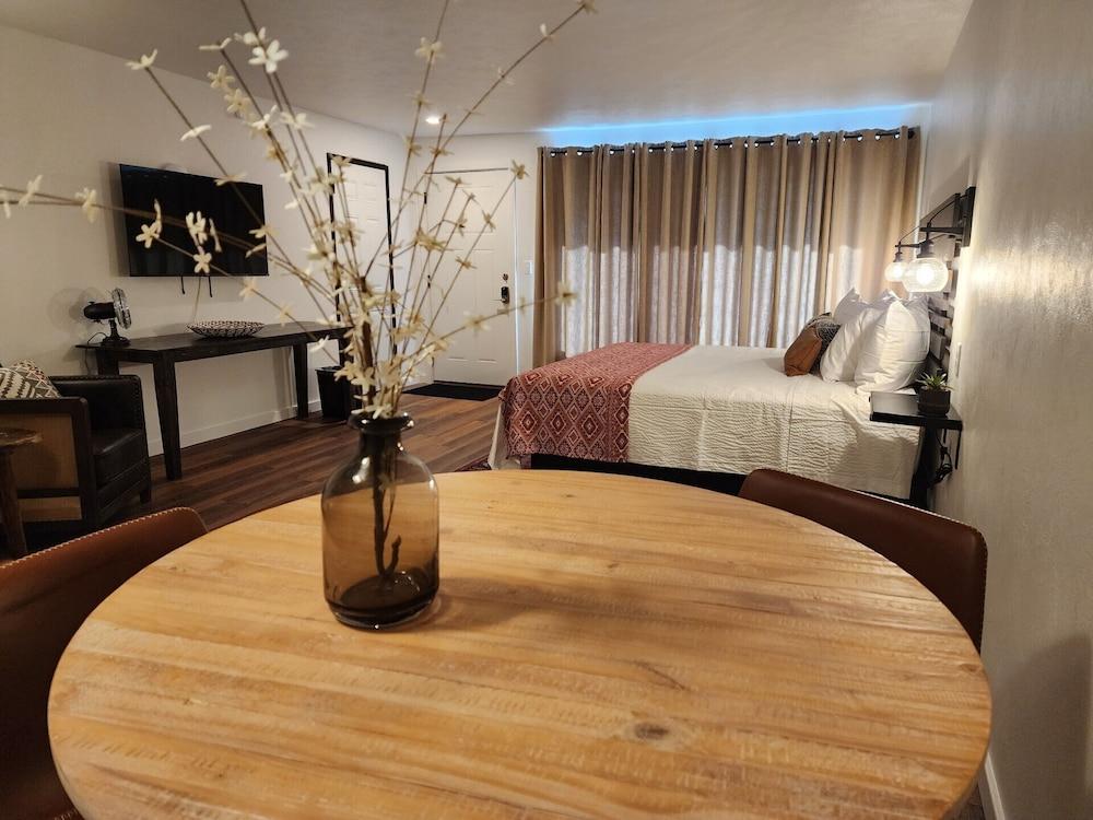 The Lakehouse Inn at Sledd Creek photo 29