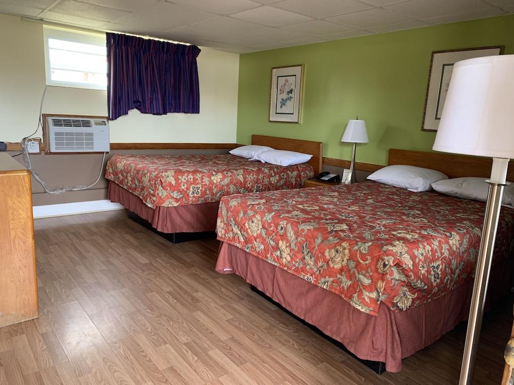 Royal Inn Motel photo 9