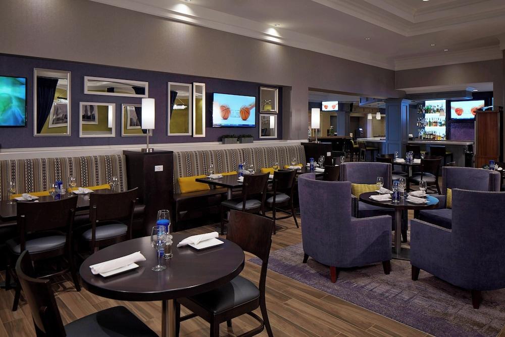 Marriott Milwaukee West photo 19
