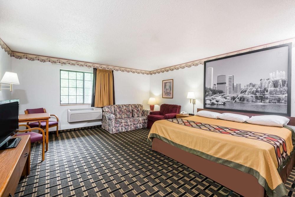 Super 8 by Wyndham Coshocton Roscoe Village photo 9