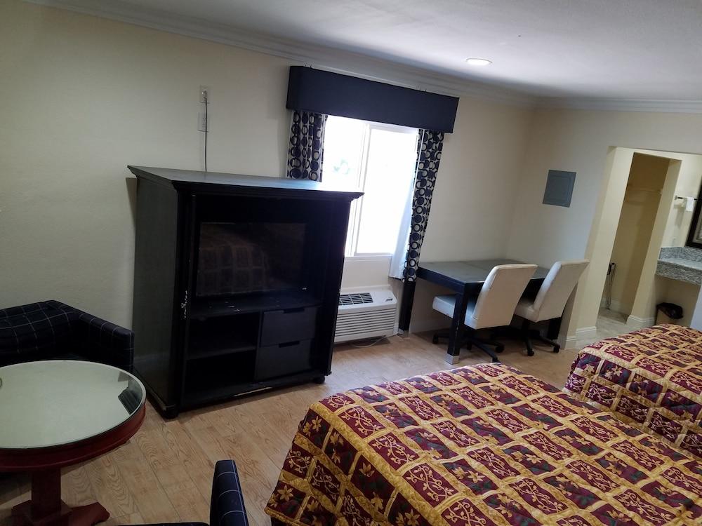 El Rancho Motel photo 4