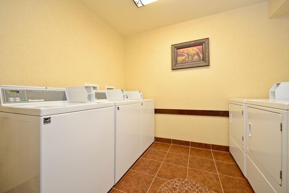 Yellowstone Westgate Hotel photo 22