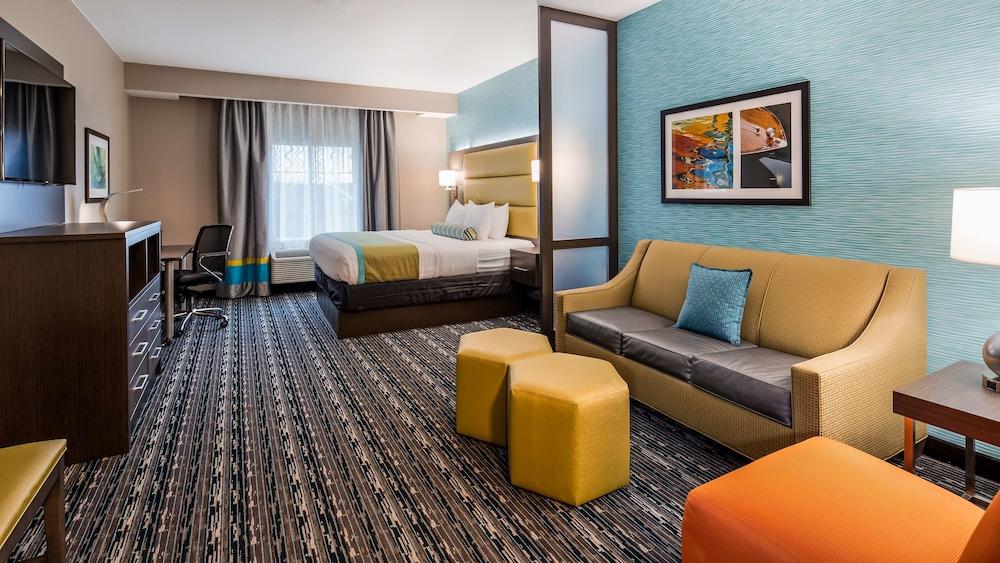 Holiday Inn Express And Suites Pasadena Houston Southeast by IHG photo 25