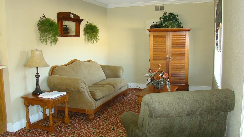 Honeysuckle Inn - Mountain View photo 54