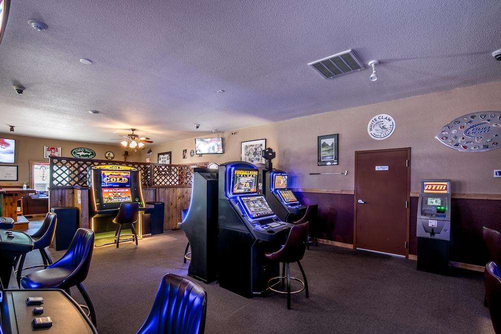 Sportsmans Lodge photo 69