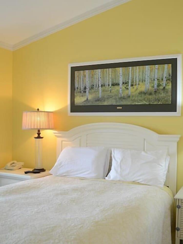 Beach Condominium Hotel photo 98