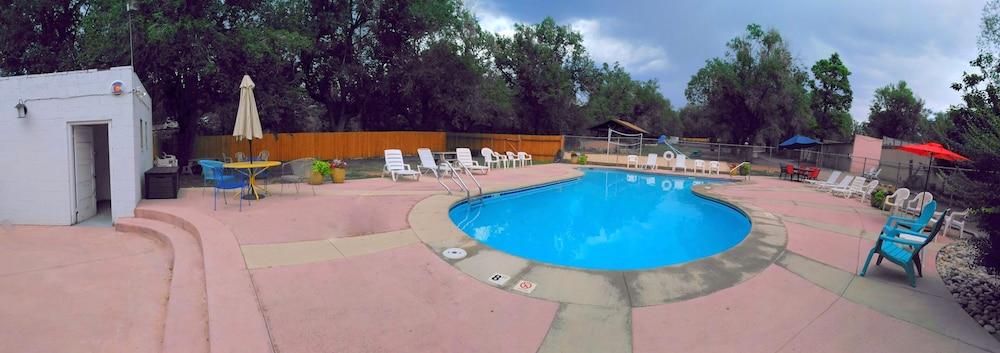 Buffalo Lodge Bicycle Resort photo 100