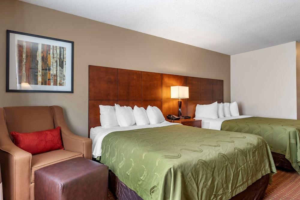 Quality Inn Saint Ignace I-75 photo 37