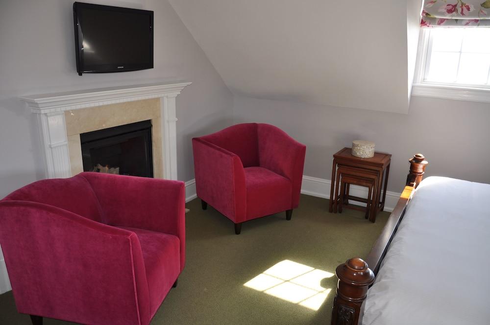 Peter Shields Inn & Restaurant photo 16