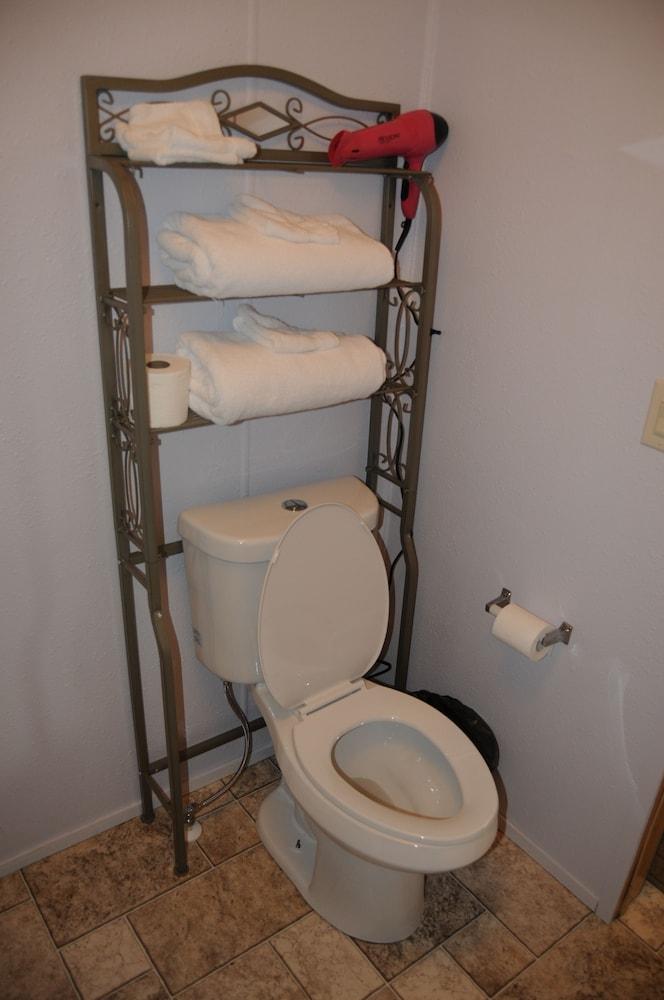 Yellowstone Motel - Adults Only photo 33