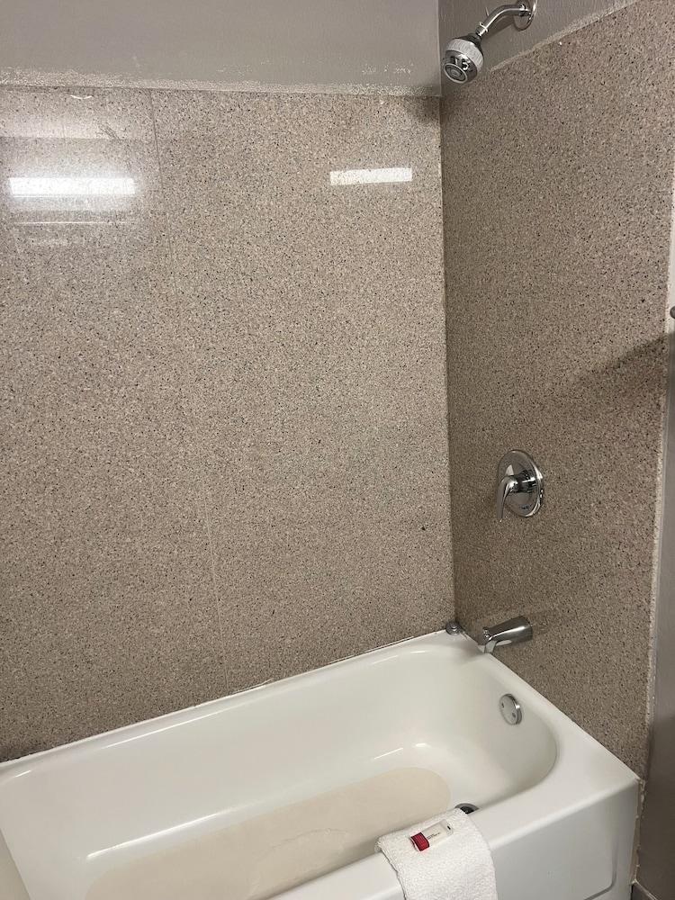 Home Place Suites photo 16