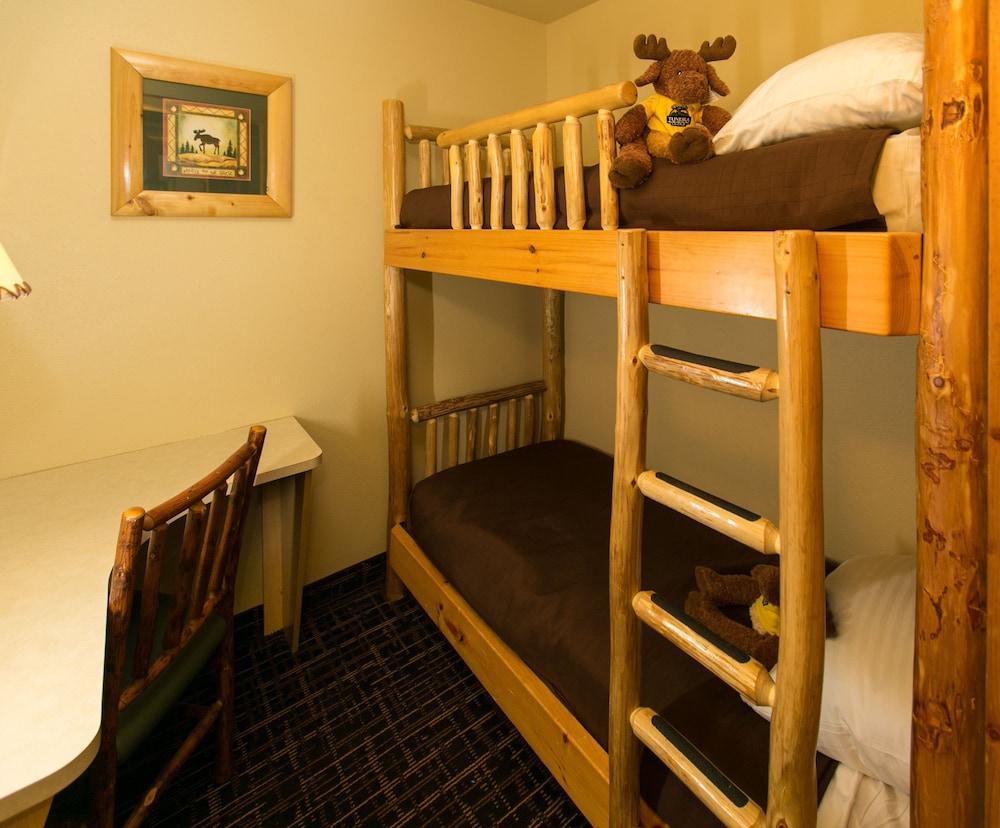 Tundra Lodge photo 7