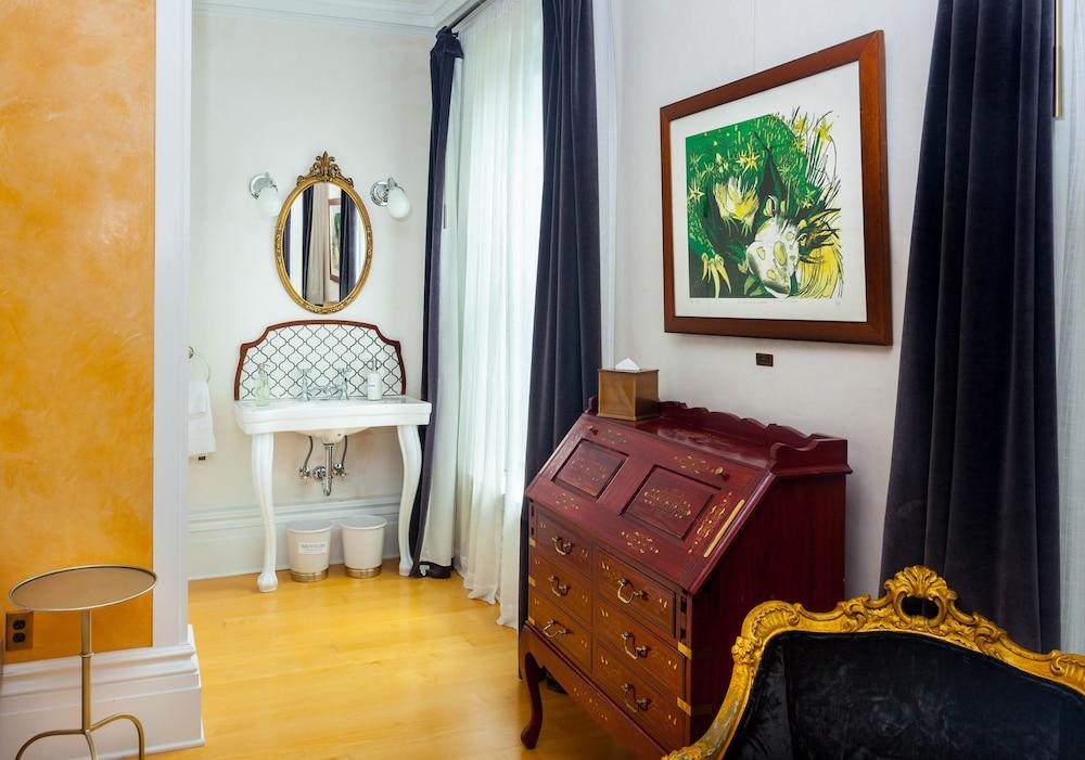 Argos Inn photo 58