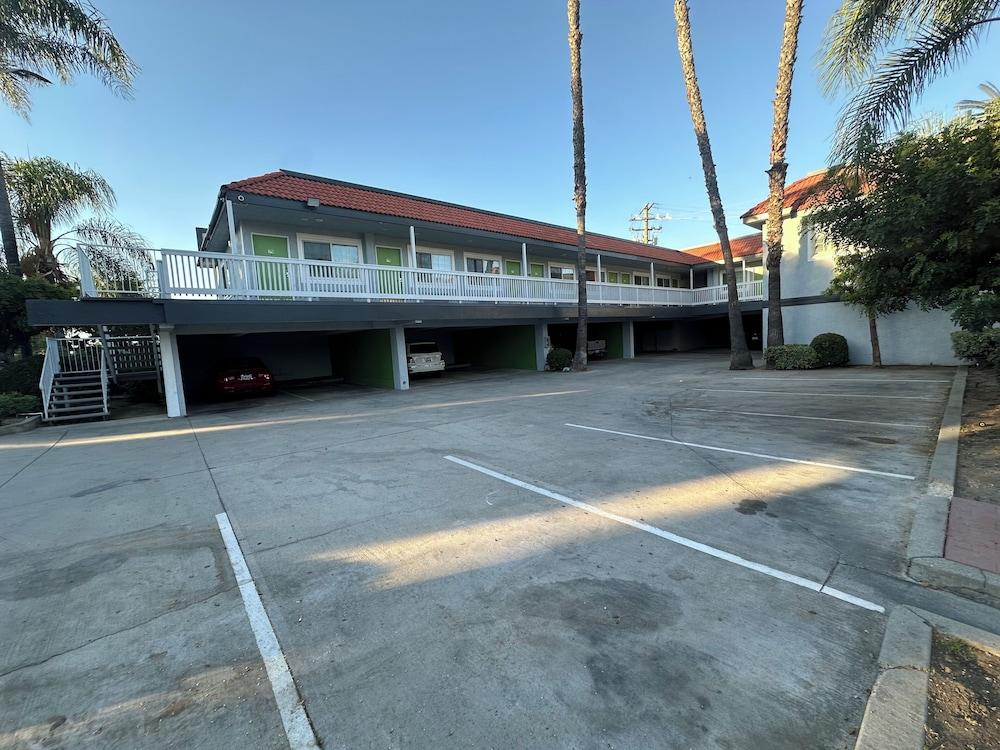 Garden Inn photo 39