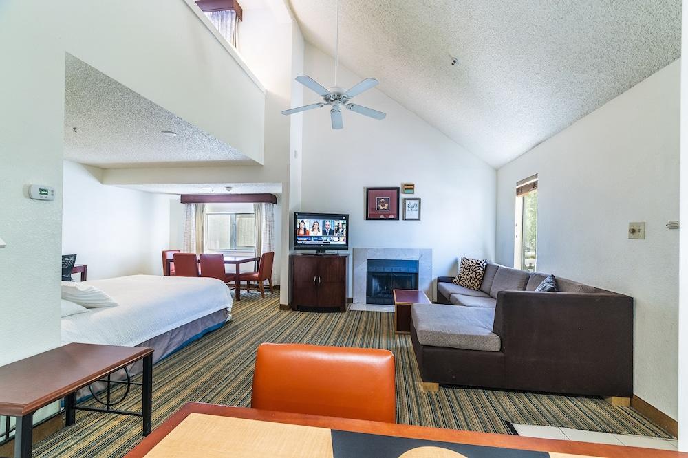 Metro Phoenix Extended Stay photo 24