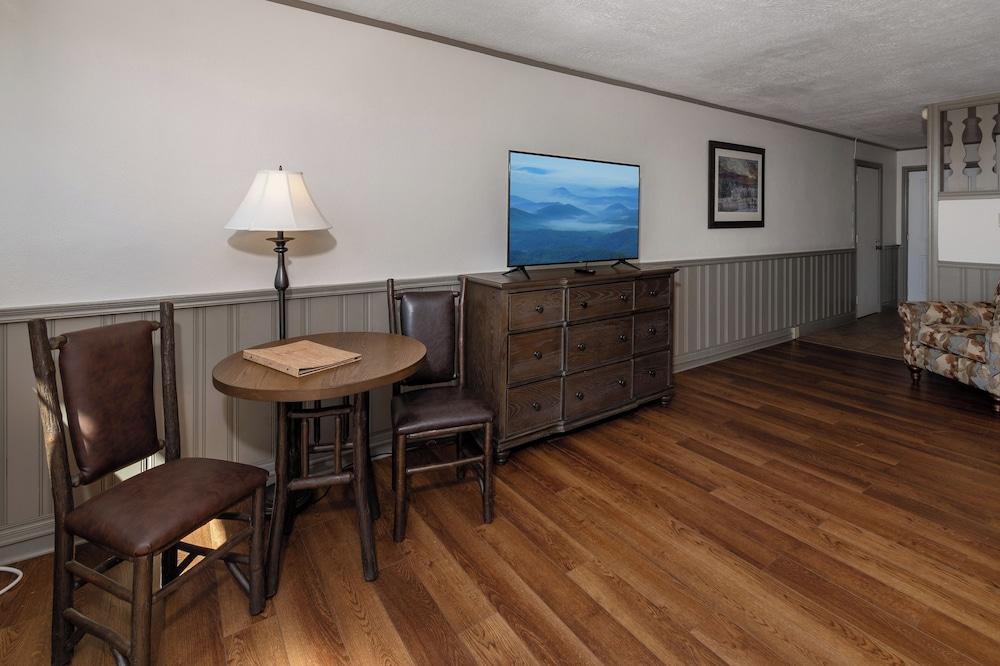Switzerland Inn photo 3