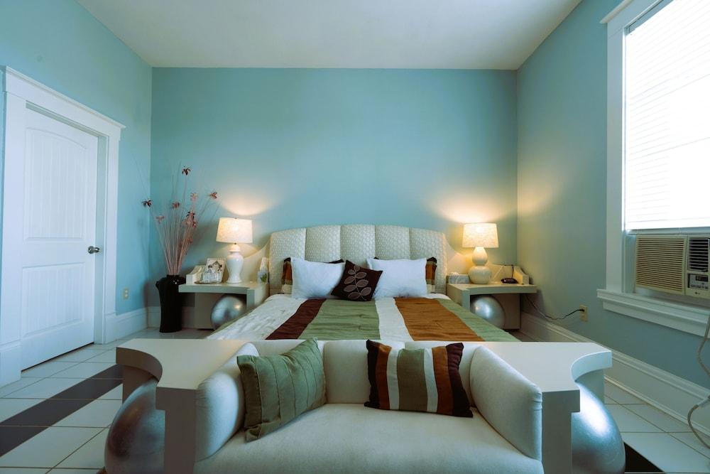 Oak Tree Hotel photo 37