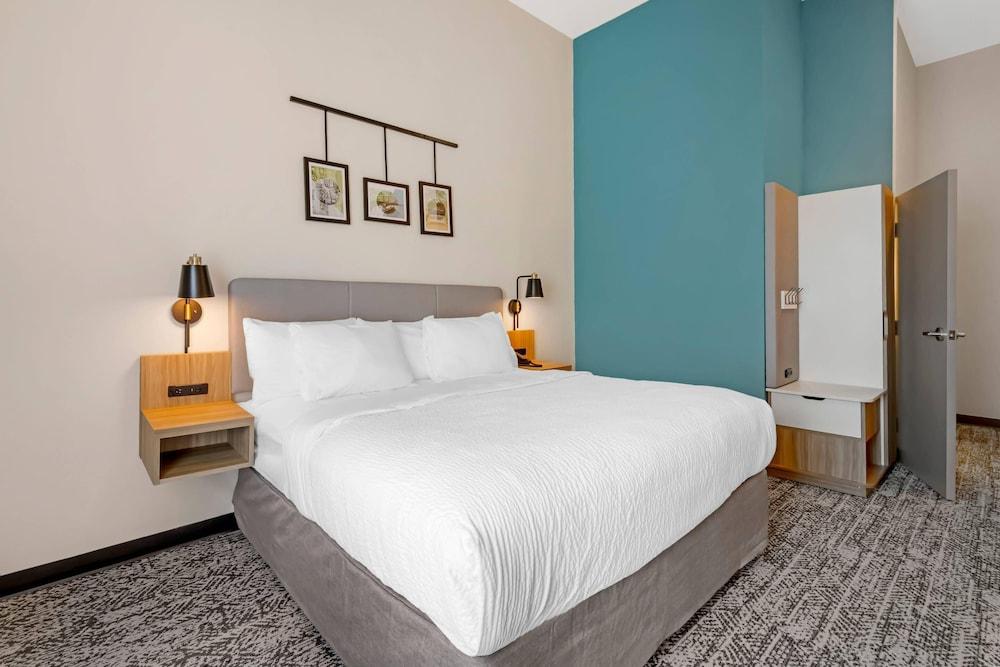 Sleep Inn & Suites photo 18