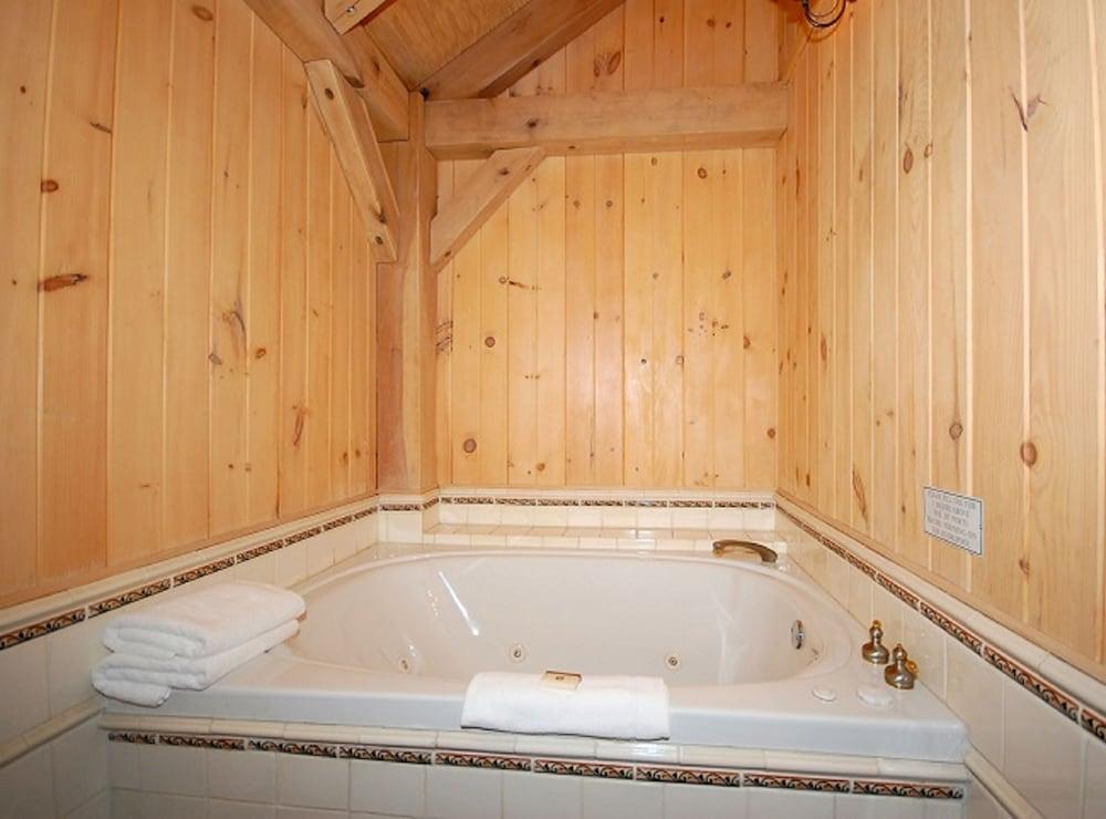 The Smokehouse Lodge and Cabins photo 46