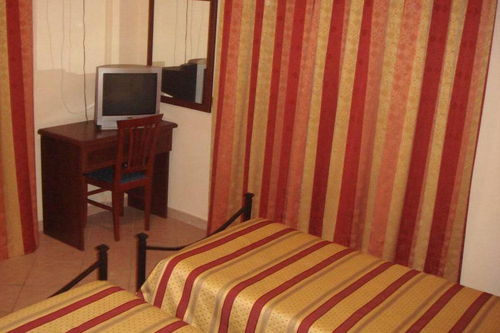 Ridges Inn & Suites photo 21