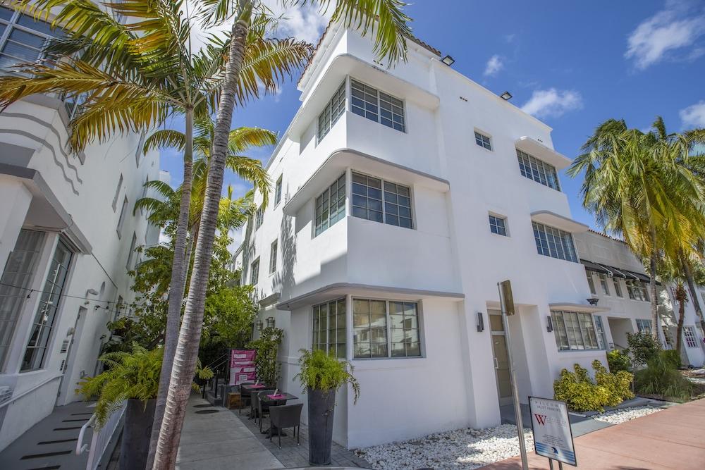 Posh South Beach Hostel photo 15