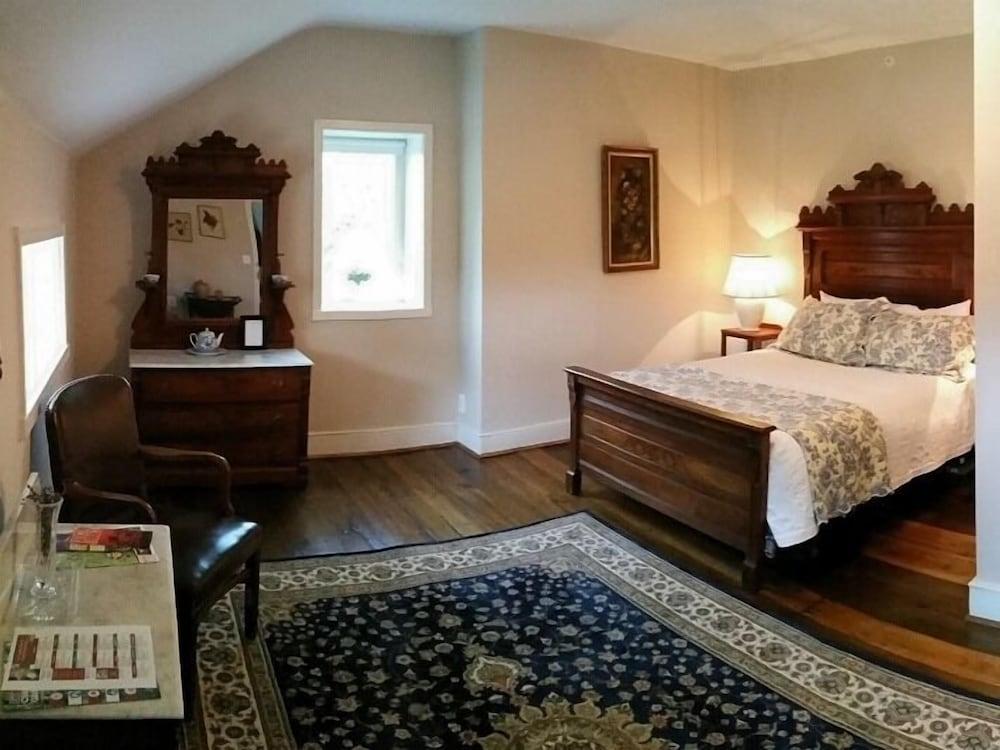 Inn at Springfield Manor photo 17