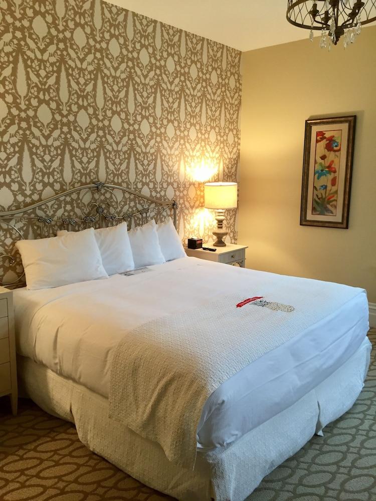 Perry Hotel photo 15